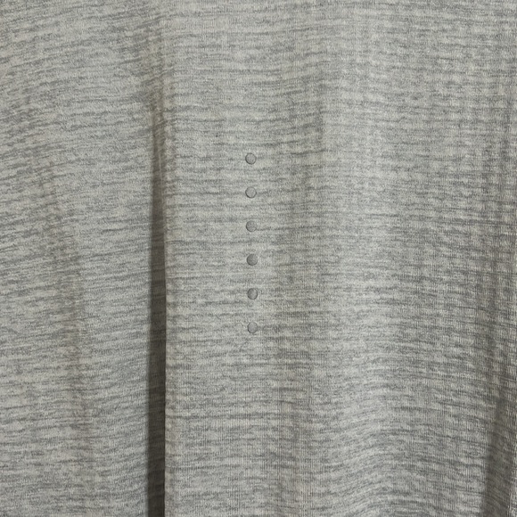 Nike Dri-fit Long Sleeve Top Size XS Light Gray-Like New!Work Out/Trips/Travel! - Picture 7 of 10